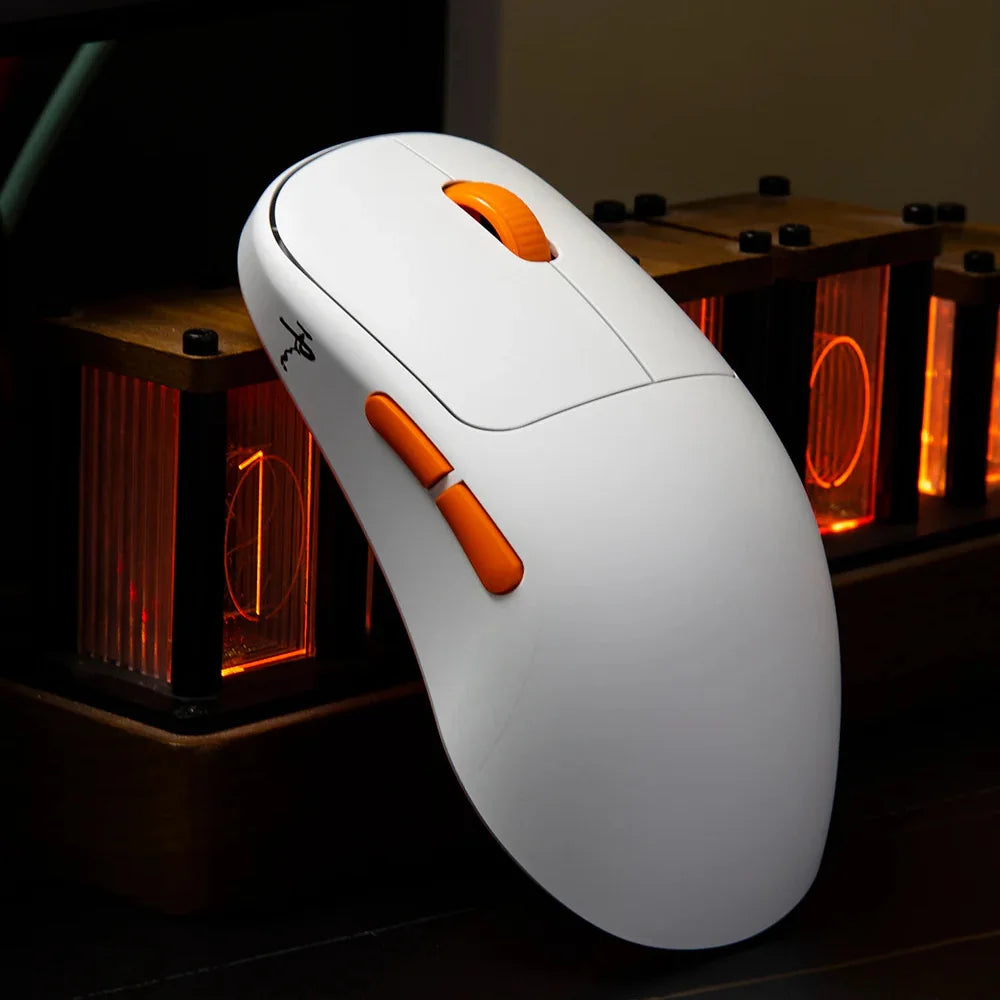 Waizowl OGM Cloud PAW3395 Gaming Mouse