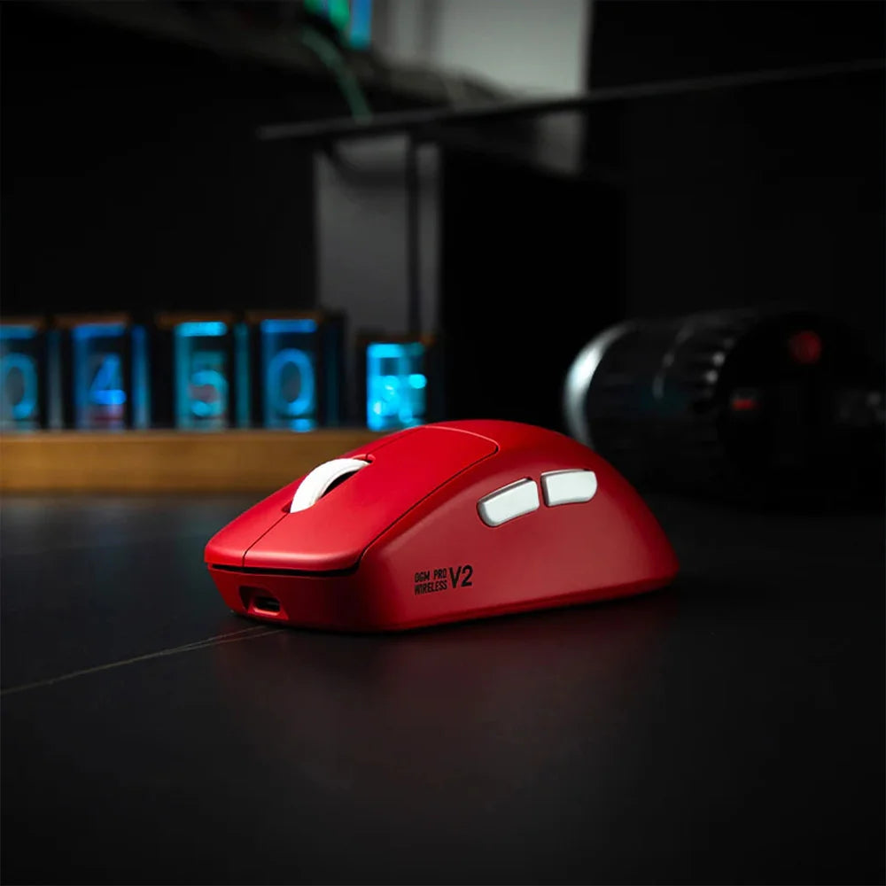 Waizowl OGM Pro V2 PAW3950 Gaming Mouse